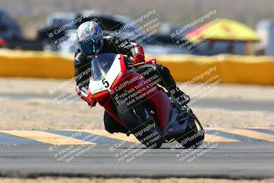 media/Mar-28-2022-Superbike Trackdays (Mon) [[b8603d0f67]]/Novice Group (1130am-12pm)/Turn 2/